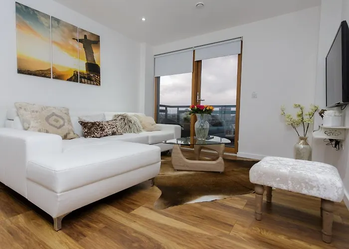 Apartment Live In Sky Penthouse