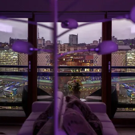 아파트 Live In Sky Penthouse