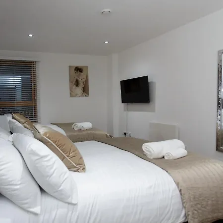 Apartment Live In Sky Penthouse *