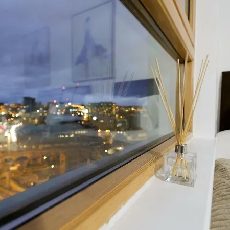 Live In Sky Penthouse Apartment