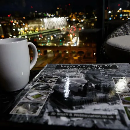 アパート Live In Sky Penthouse リーズ